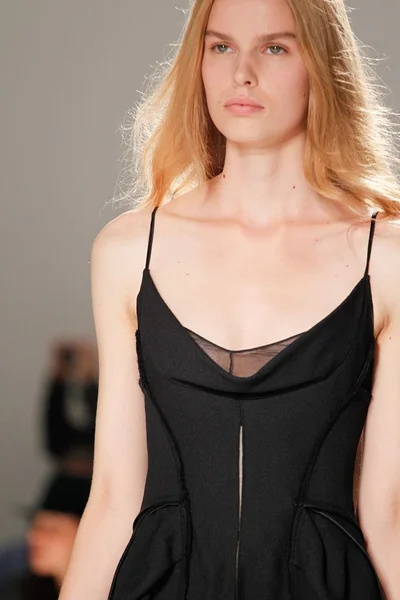 Look 53